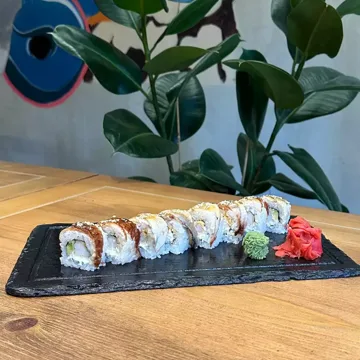 Dragon roll