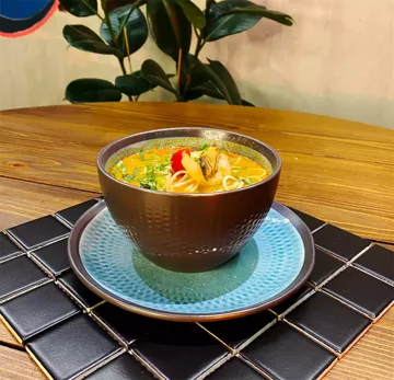 Laksa with shrimp