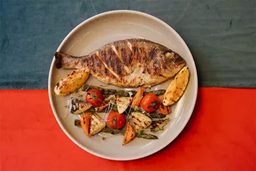 Dorado with vegetables